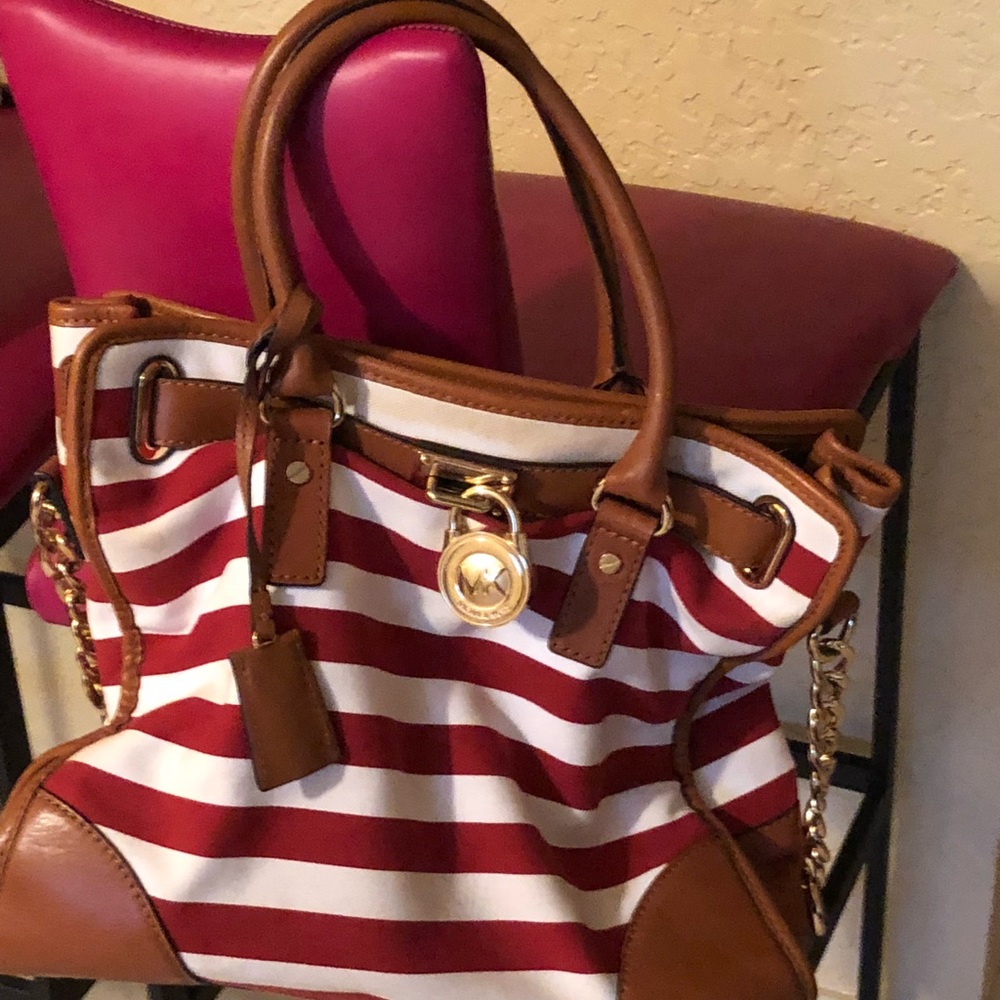 Handbag - Picture 2 of 7